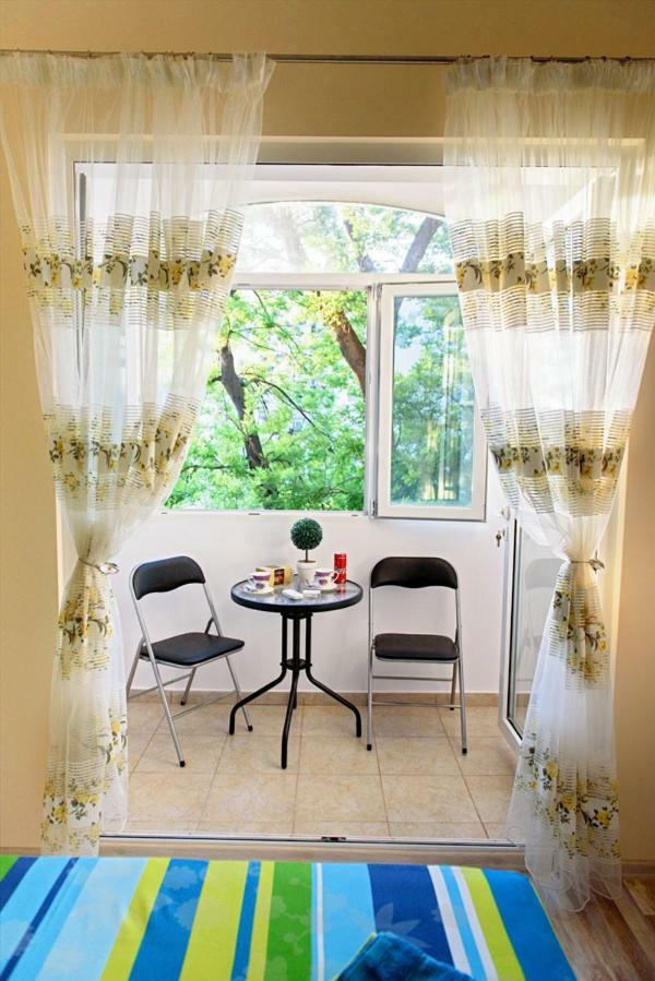 Apartment Iris Пловдив Экстерьер фото